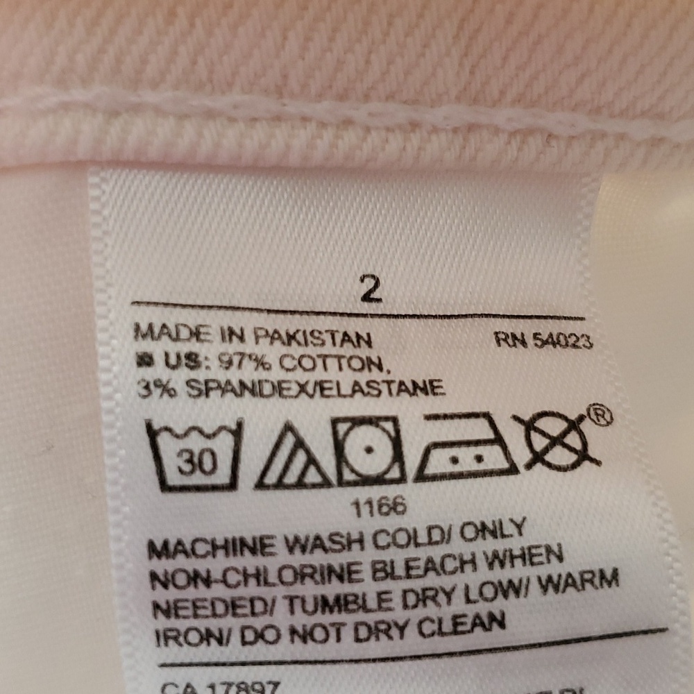 Old Navy - 2 - Picture 4 of 4